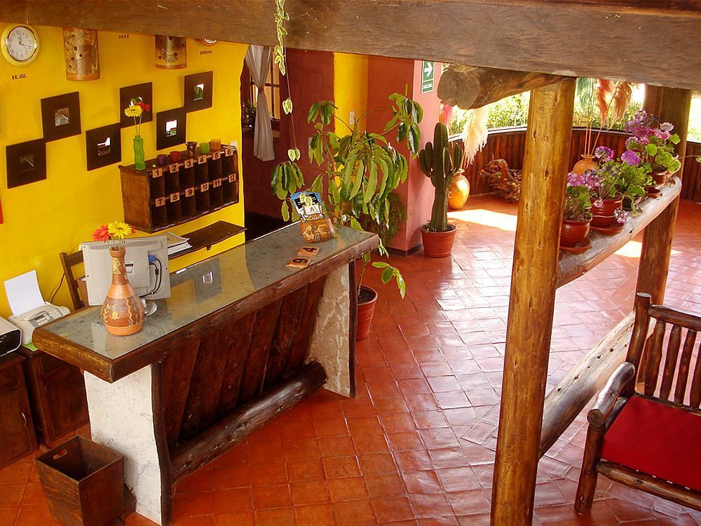 La Casa De Barro Lodge & Restaurant Чинчерос Экстерьер фото